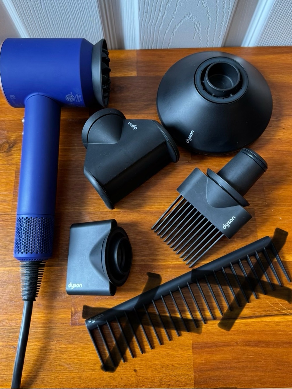 Dyson Supersonic™ Professional hair dryer and hair dryer stand